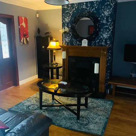 The Meadows House Privatunterkunft Cobh